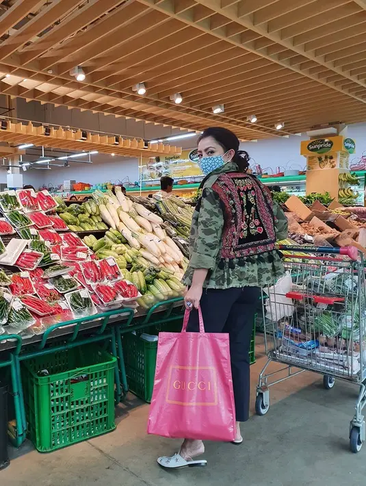 (Instagram/mayangsaritrihatmodjoreal)