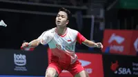 Tunggal putra Indonesia Anthony Sinisuka Ginting lolos ke final Singapore Open 2022. Anthony Ginting akan melawan wakil Jepang&nbsp;Kodai Naraoka dalam laga final di Singapore Indoor Stadium, Minggu (17/7/2022). (foto: PBSI)