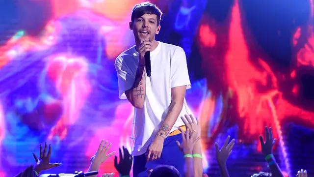 [Bintang] Louis Tomlinson