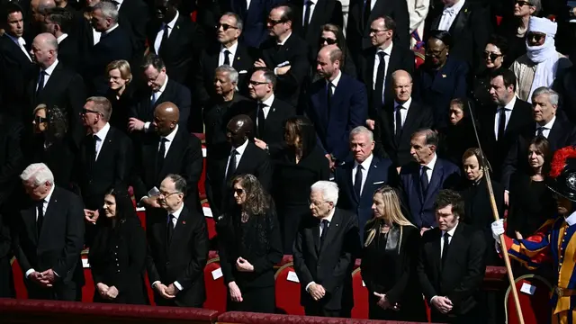 Mengapa Pangeran William Ditempatkan di Barisan Belakang Saat Pemakaman Paus Fransiskus di Vatikan?