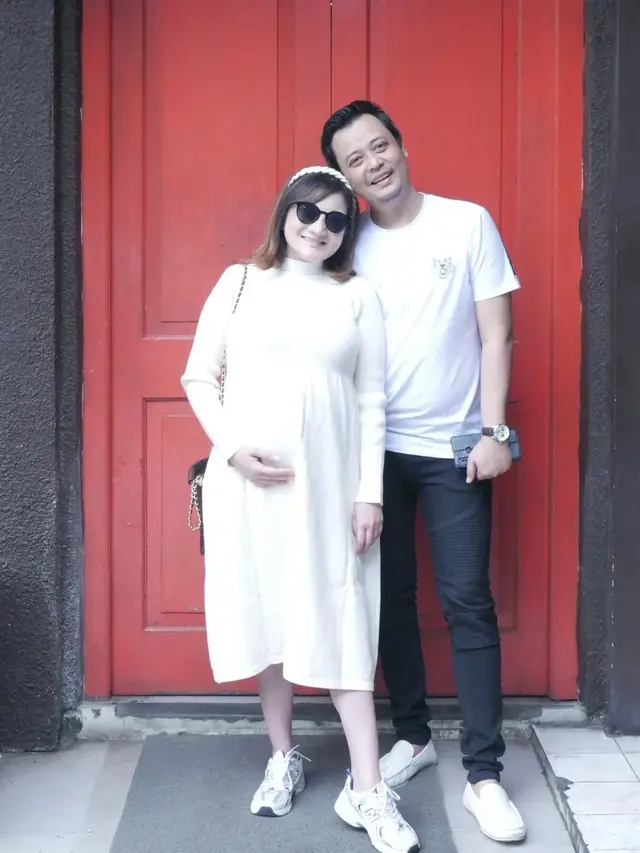 Potret Agung Nugraha yang Selalu Dampingi Kiki Amalia Mulai dari Hamil sampai Lahiran