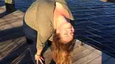 Dari kisah dan foto yang diunggah di akun Instagram dengan pengikut lebih dari 120 ribu itu, Dana Falsetti berhasil menginspirasi para wanita bertubuh tambun untuk mendapatkan kebahagiaan melalui yoga. (instagram.com/nolatrees)