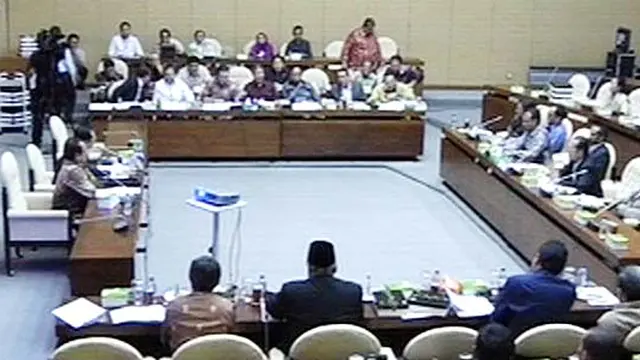 Kalangan DPR Tetap Ingin KPK Periksa Boediono