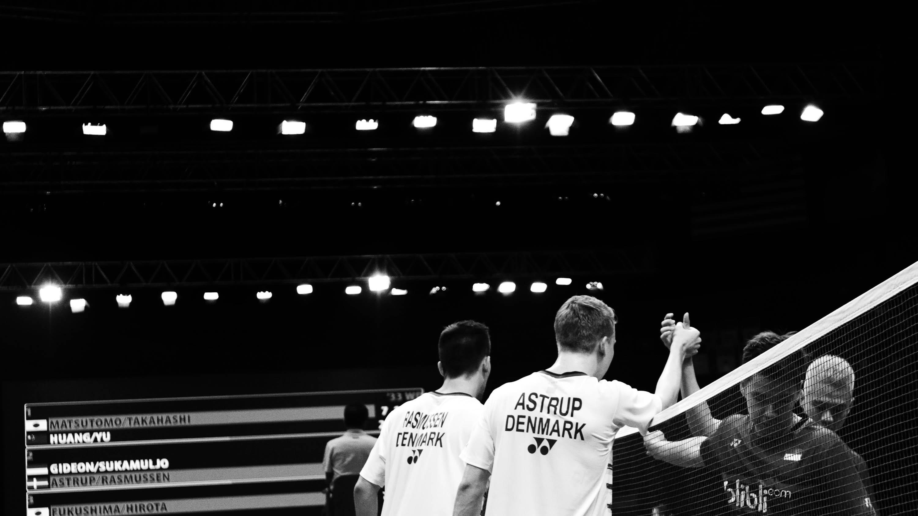 Pebulutangkis ganda putra Indonesia, Marcus Gideon/Kevin Sanjaya, kalah pada babak pertama Indonesia Open di JCC Jakarta, Rabu(14/6/2017). (Bola.com/M Iqbal Ichsan)