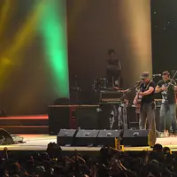 Konser Iwan Fals di Jakarta Fair dipenuhi 'OI' (Foto: Desmond Manullang/Bintang.com)