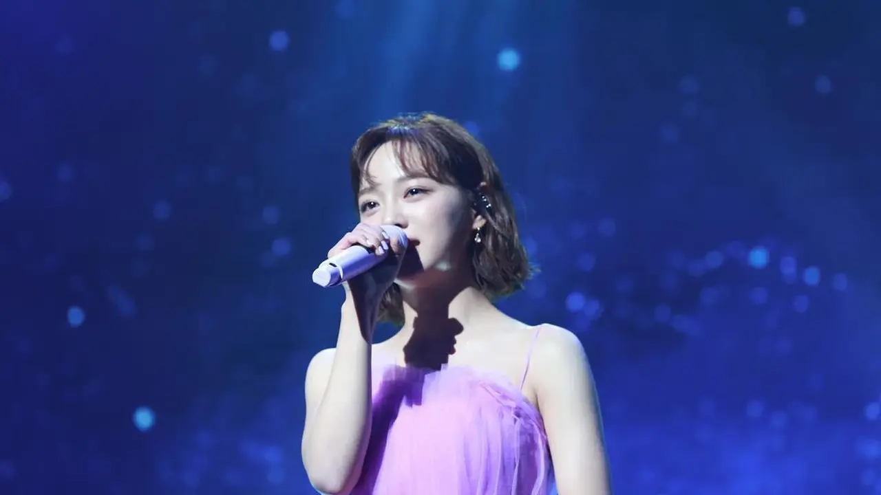 Kim Sejeong (Foto: Instagram/@official_kimsejeong)