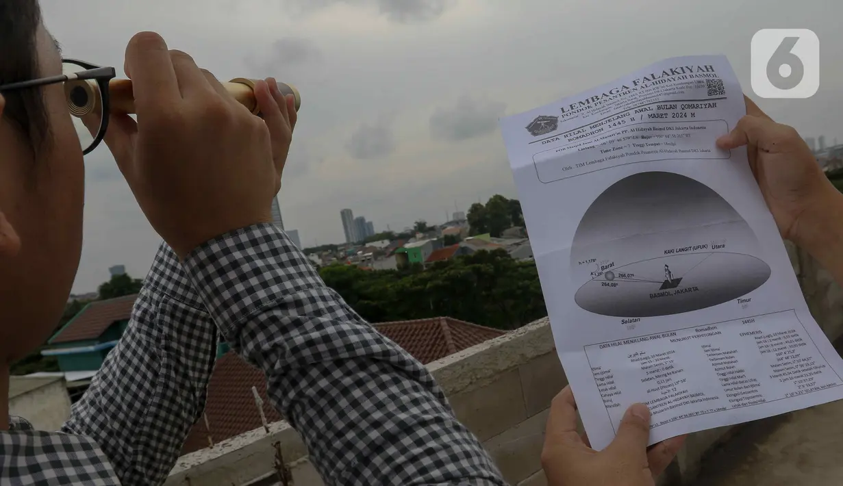 Kementerian Agama (Kemenag) menyelenggarakan pemantauan hilal (rukyatulhilal) untuk menentukan awal Ramadan, yang bertepatan dengan 29 Syakban 1445 H. (Liputan6.com/Herman Zakharia)