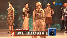 Sebanyak 135 model memperagakan keunikan Batik Gedegan yang memiliki ciri khas goresan baris horisontal dan vertikal yang menyerupai anyaman.