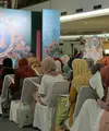 Audisi Puteri Muslimah Indonesia 2017 kembali digelar dan kali ini giliran ibukota Jakarta yang menjadi tempat berlangsungnya audisi. Ratusan remaja wanita berhijab tampak antusias memadati lokasi audisi. (Galih W. Satria/Bintang.com)