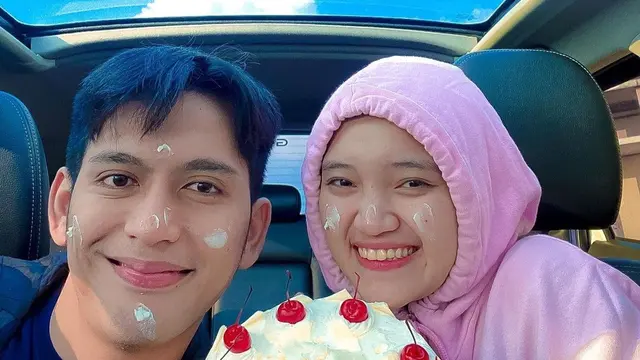 Ilyas Bachtiar bintang Mega Series Panggilan dapat kejutan ultah dari Nabila LIDA (Foto: Instagram @ilyasbachtiar10)