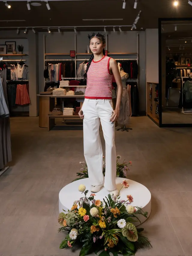Koleksi Musim Panas  Abercrombie & Fitch. Dok.  Abercrombie & Fitch