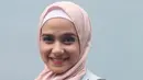 Sonya Fatmala terlihat sangat anggun ketika ia mengenakan hijab. (Andy Masela/Bintang.com)
