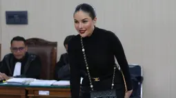 Pada sidang kali ini, Nikita Mirzani hadir sebagai saksi dalam sidang asistennya, Ismail Marzuki alias Mail. (KapanLagi.com/Budy Santoso)