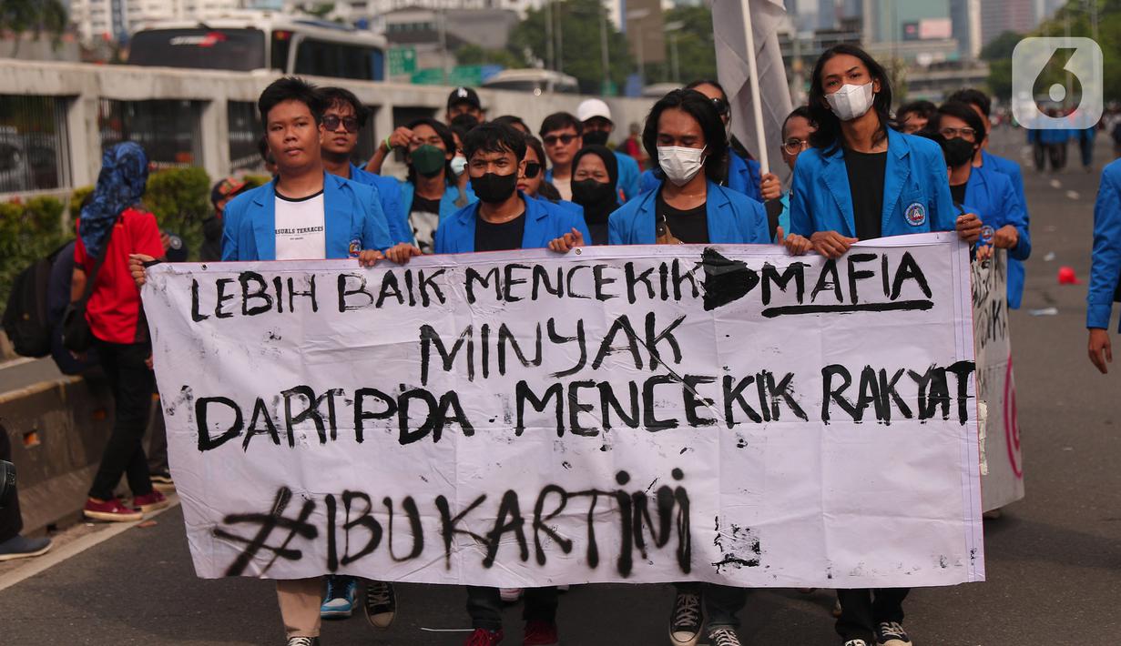<p>Massa aksi dari berbagai elemen melakukan aksi di Gedung DPR, Jakarta, Kamis (21/4/2022). Aksi yang terdiri dari buruh, mahasiswa dan aktivis menyuarakan untuk menolak penundaan pemilu, kenaikan harga minyak, dan cipta kerja. (Liputan6.com/Angga Yuniar)</p>