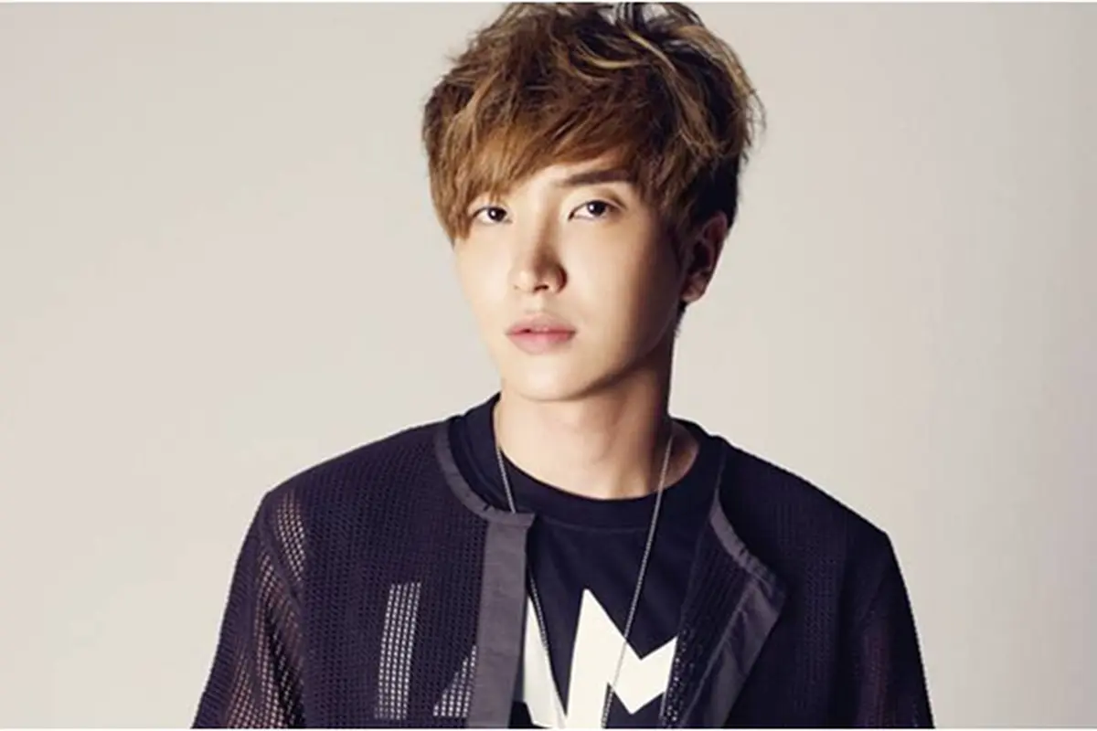 Leeteuk Super Junior