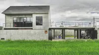 Potret rumah seleb dengan gaya industrial (Sumber: Instagram/aloen.architect)