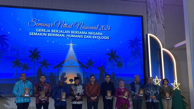 Menag Nasaruddin Umar, Menteri Hak Asasi Manusia (HAM) Natalius Pigai, dan Wakil Menteri Keuangan Thomas Djiwandono menghadiri Seminar Natal Nasional