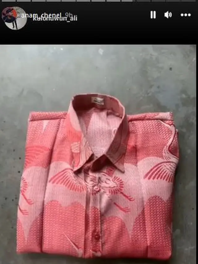 Viral Baju Lebaran Kelewat Unik Terbuat dari Gorden, Ini 6 Potretnya