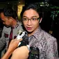 Vokalis grup band Ungu, Sigit Purnomo Syamsuddin alias Pasha mendatangi gedung KPK, Jakarta, Jumat (24/7/2015). Pasha menyambangi KPK untuk melaporkan harta kekayaannya. (Liputan6.com/Yoppy Renato)