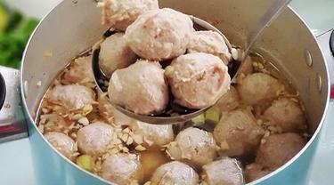 ilustrasi resep bakso kuah/doyanresep