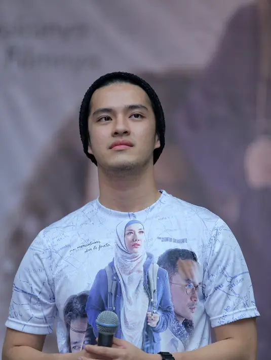 "Kalau masih ada kekurangan mereka akan memaklumi yah. Saya masih belajar," kata pemeran dalam film Assalamualaikum Beijing itu. (Andy Masela/Bintang.com)