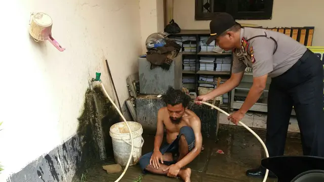 orang gila