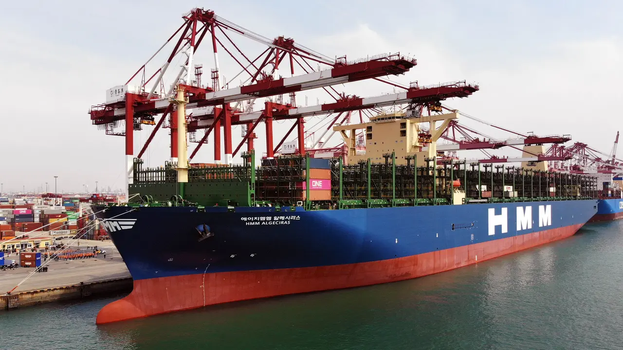 Kapal Kontainer Terbesar di Dunia