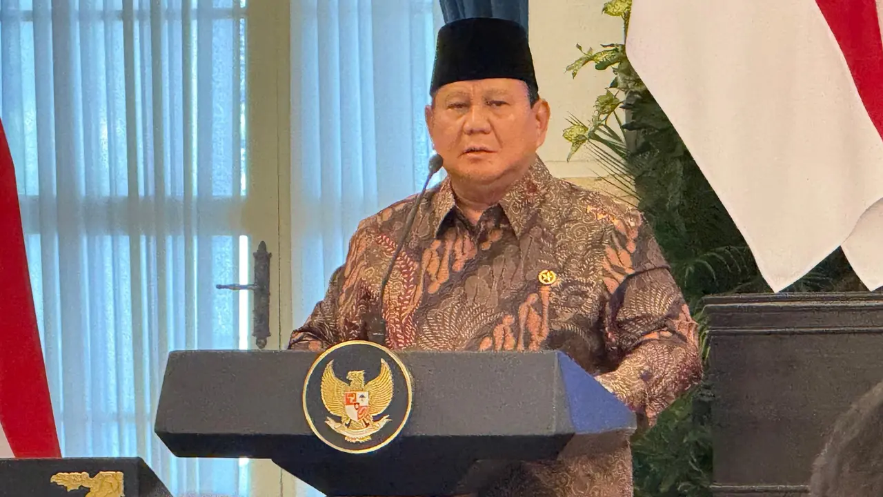 Presiden Prabowo Subianto saat memimpin sidang kabinet paripurna 1 tahun pemerintahan di Istana Negara Jakarta.