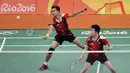 "Akhirnya, kita dengar Indonesia Raya di Olimpiade Rio 2016. Medali emas dari Tontowi Ahmad & Liliyana Natsir. Selamat! -Jkw," tulis Presiden Jokowi melalui Twitter. (AP Photo/Mark Humphrey)