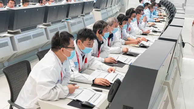 Wahana Penjelajah Mars China Tianwen-1 Berhasil Manuver Orbital