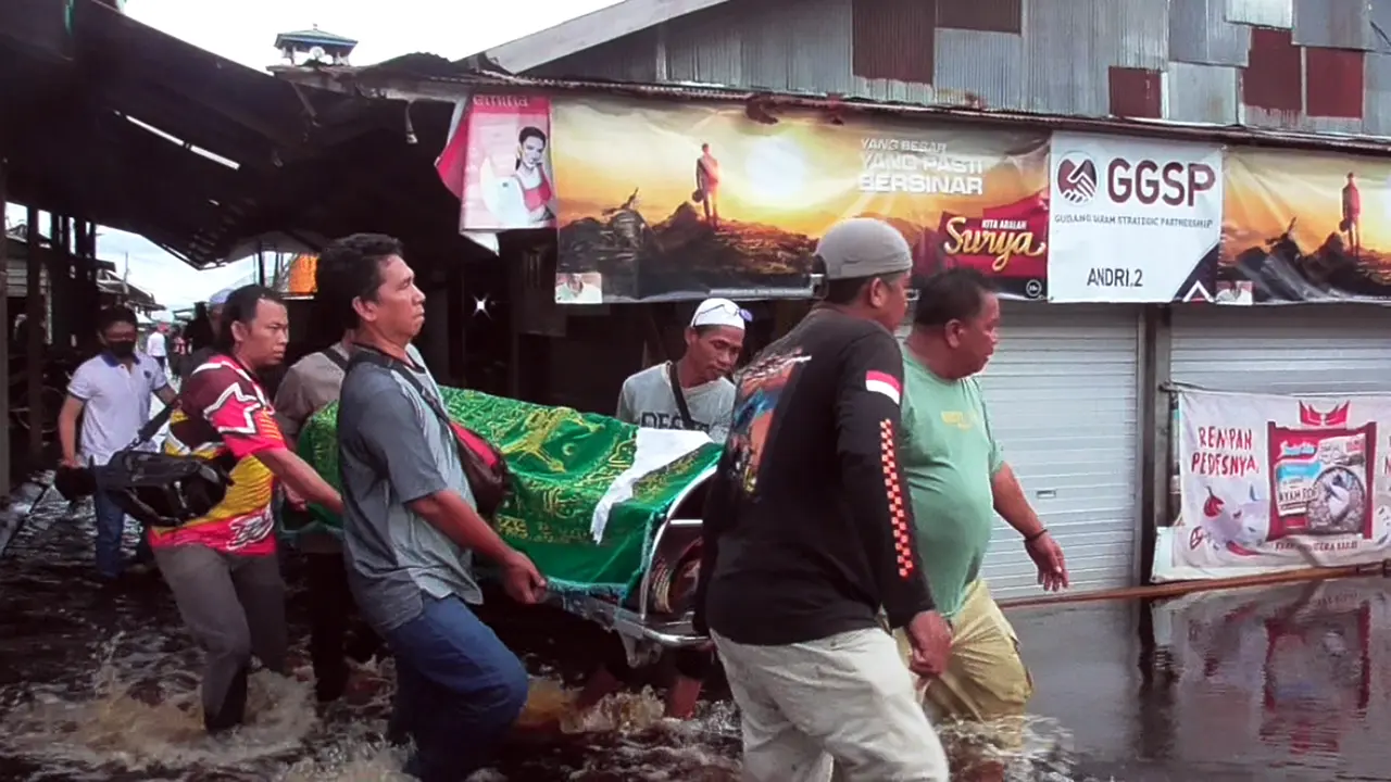 Meninggal saat banjir