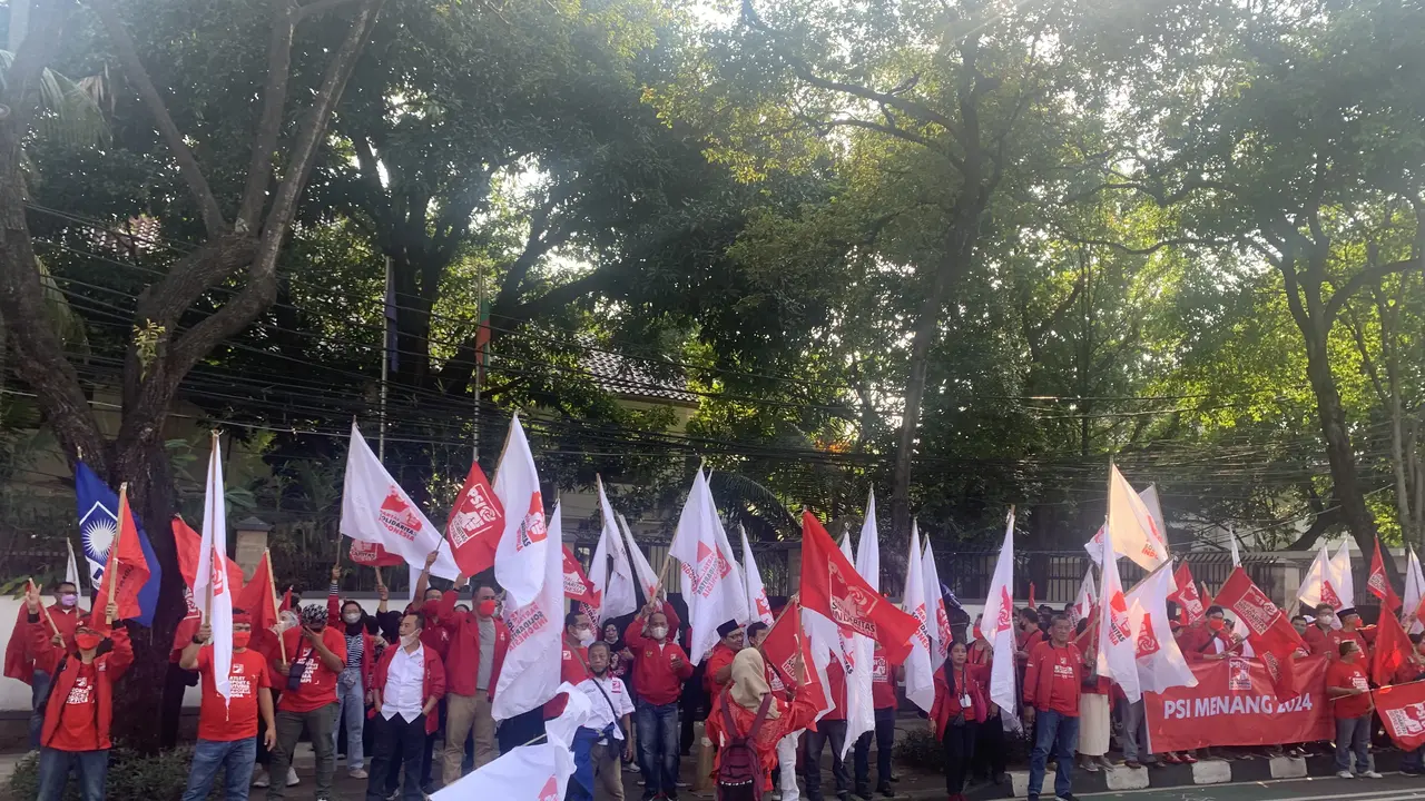 Pendukung Partai Solidaritas Indonesia (PSI)