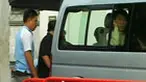 Sebanyak 37 orang tewas dalam bentrokan berdarah di Bangkok, Thailand, termasuk seorang jenderal militer yang mendukung aksi massa Kaus Merah. Hari ini, pemerintah Thailand mengultimatum pengunjuk rasa untuk meninggalkan lokasi demo paling lambat pukul 15