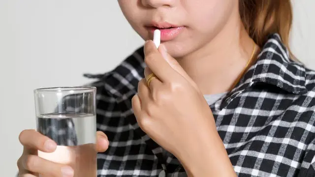 Efektifkah Suplemen Kalsium dalam Mencegah Osteoporosis?