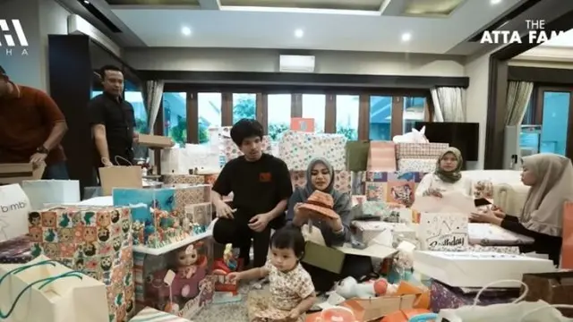 Kado ultah Ameena (YouTube/AH)