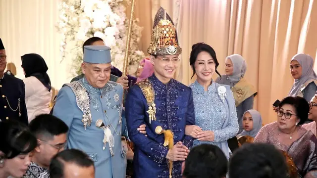 Teuku Rassya Mengenakan Baju Linto Baro, Busana Adat Pengantin Pria Aceh Penuh Makna