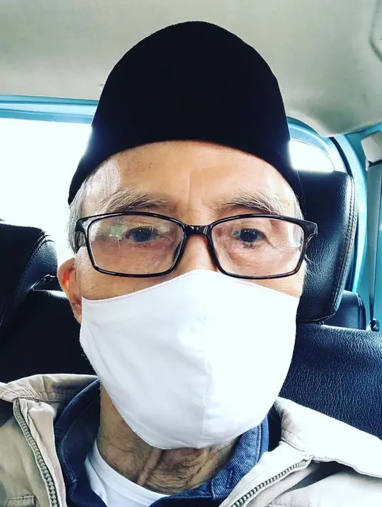 Kini Sapardi Djoko Damono tinggal kenangan. Tentu lewat karya-karyanya yang indah dan selalu dapat dinikmati sepanjang masa. Selamat jalan, Pak Sapardi.  (Instagram/damonosapardi)