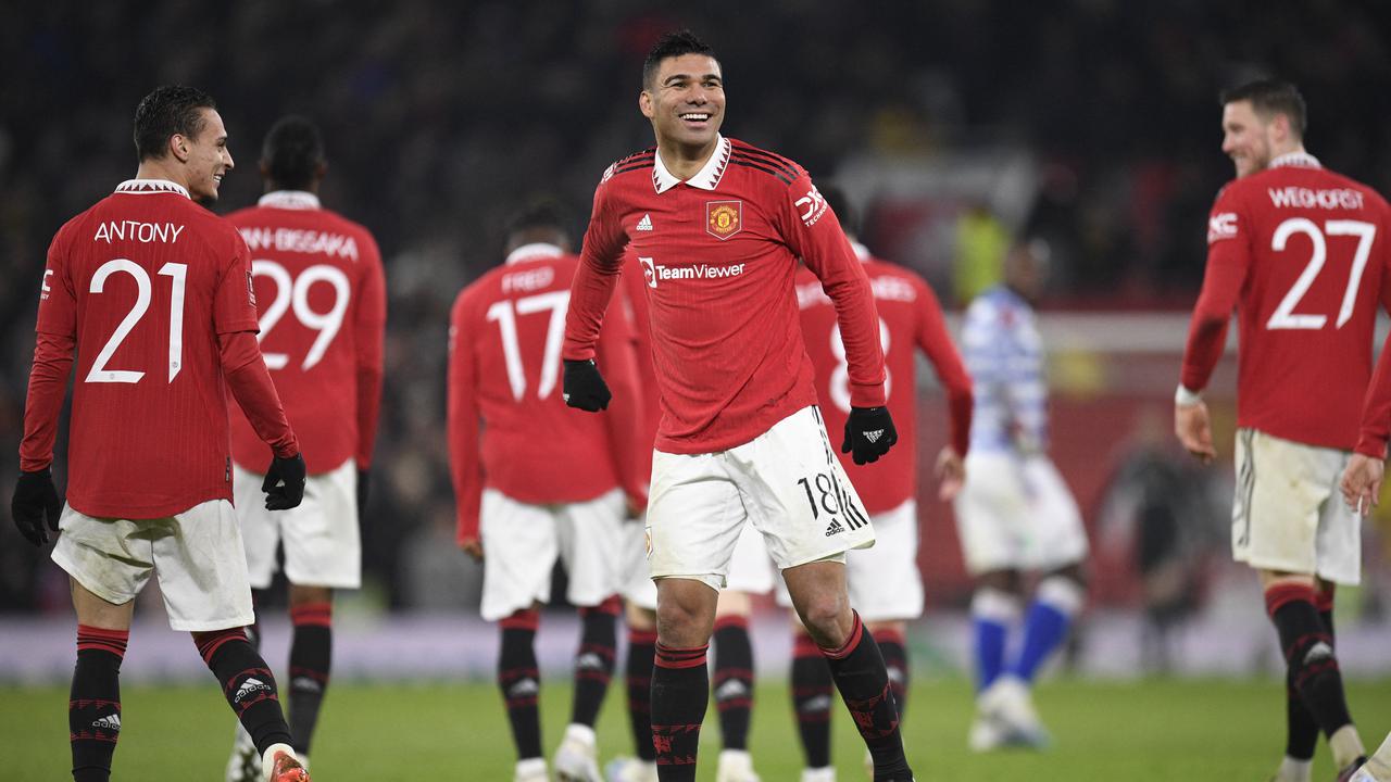 Selebrasi Casemiro saat membantu MU menghajar Reading di Piala FA