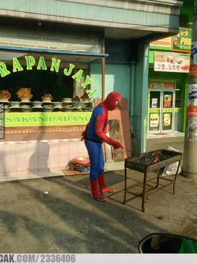 6 Kelakuan Penjual Ini Nyeleneh Banget, Bikin Tepuk Jidat