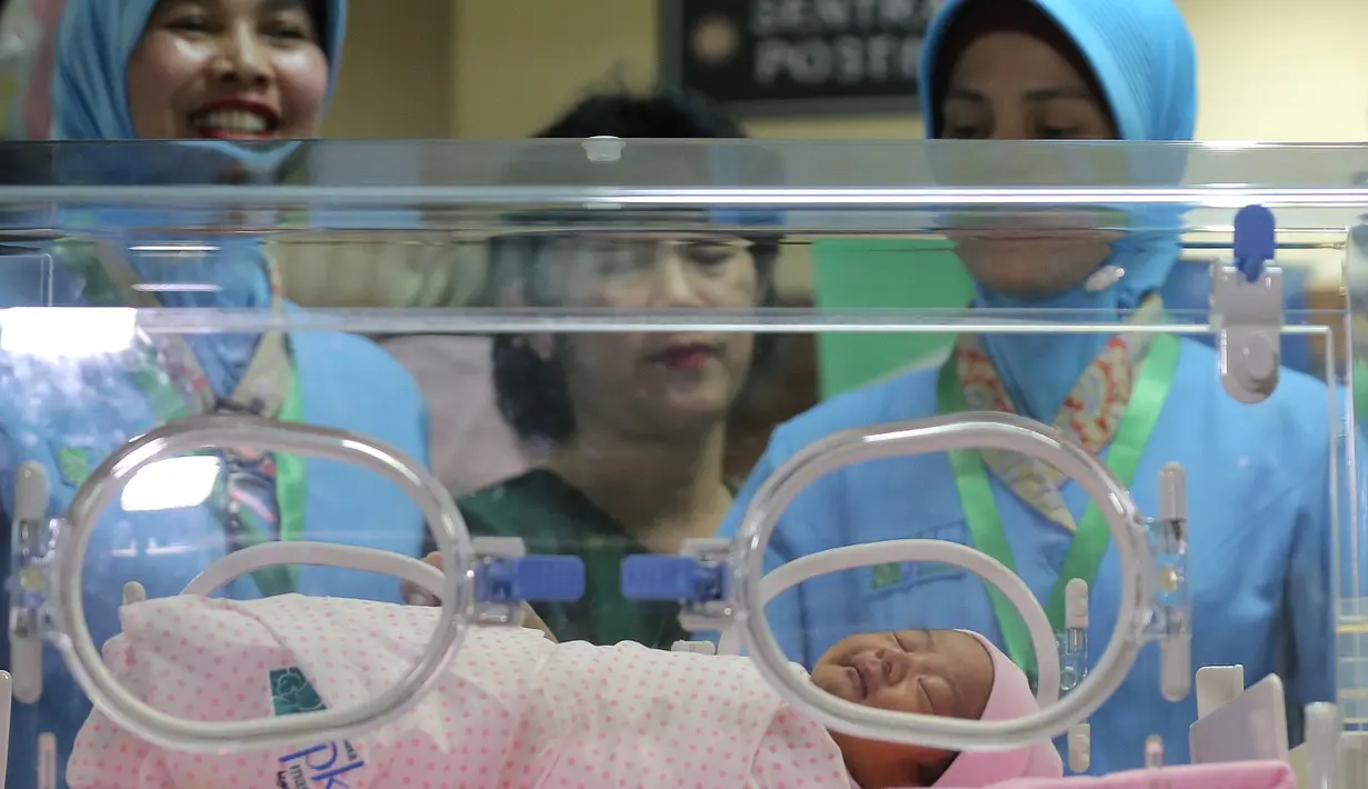 Kahiyang Ayu dan Bobby Nasution Prescon