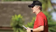 Pieter Huistra Belum Pikirkan League Cup 2026/2027, PSS Fokus Benahi Posisi di BRI Super League
