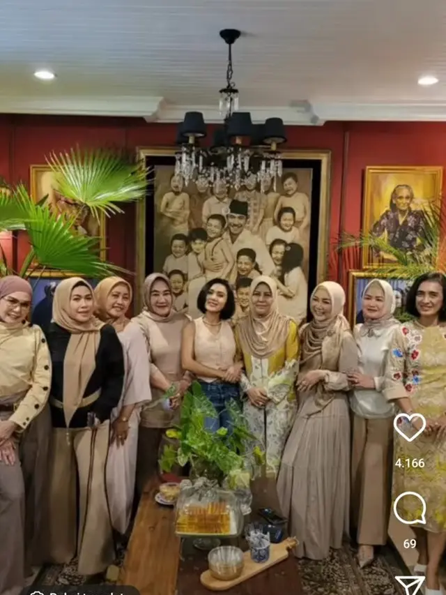 6 Potret Yuni Shara Gelar Arisan, Rumahnya yang Instagramable Curi Perhatian