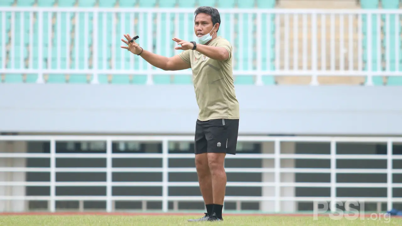 Pelatih Timnas Indonesia U-16, Bima Sakti.