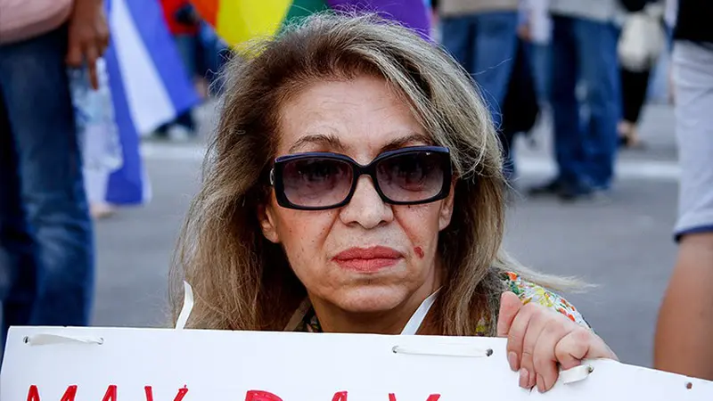 Irene Kavoura, warga yang cemas akan potensi kebangkrutan Yunani