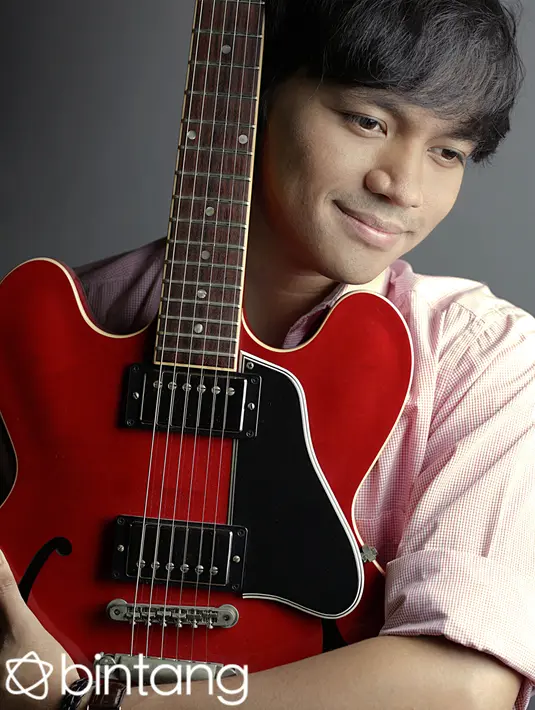 "Harapannya pasti bisa diterima semua orang a.k.a meledak, penjualannya bagus. Gue ga mau munafik juga, karena dalam bermusik itu membuat satu album karena gw singer dan songwriter,” aku Calvin Jeremy. (Fathan Rangkuti/Bintang.com)