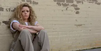 Setelah dipenjara dua kali Natasha Lyonne, aktris American Pie pernah menjadi gelandangan. Ia pun mengubah jala hidupnya usai membintangi Orange is The New Black. (PopSugar)