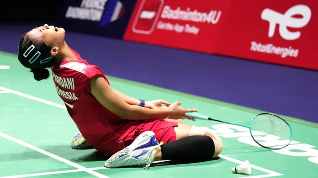Redam Pusarla V Shindhu, Putri Kusuma Wardani Melaju ke Semifinal Kejuaraan Dunia Bulu Tangkis 2025
