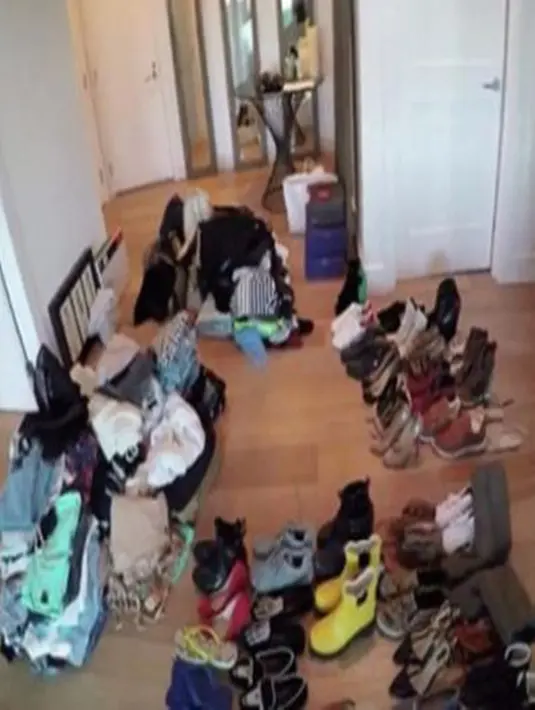 Kendall Jenner lakukan 'Buang' pakaian untuk membersihkan isi dalam lemar bajunya yang selalu penuh. Kendall menyumbangkan barang-barang miliknya untuk acara amal. (dailymail/Bintang.com)