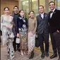 Serial Gadis Kretek Tayang Perdana di Busan International Film Festival 2023, Dian Sastro Tampil Memukau Pakai Kebaya di Red Carpet.&nbsp; foto: Instagram Story @hagaipakan