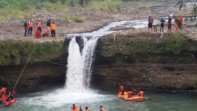 Pemuda Depresi Ditemukan Tewas di Curug Leuwi Asih Bogor ...
